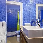 Joivy Classic 3Br Home With Workspace In Chiado, 2Mins From Baixa-Chiado Subway *