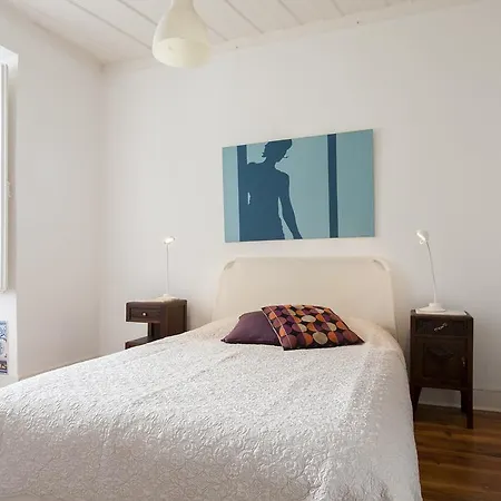 Joivy Classic 3Br Home With Workspace In Chiado, 2Mins From Baixa-Chiado Subway Apartment *