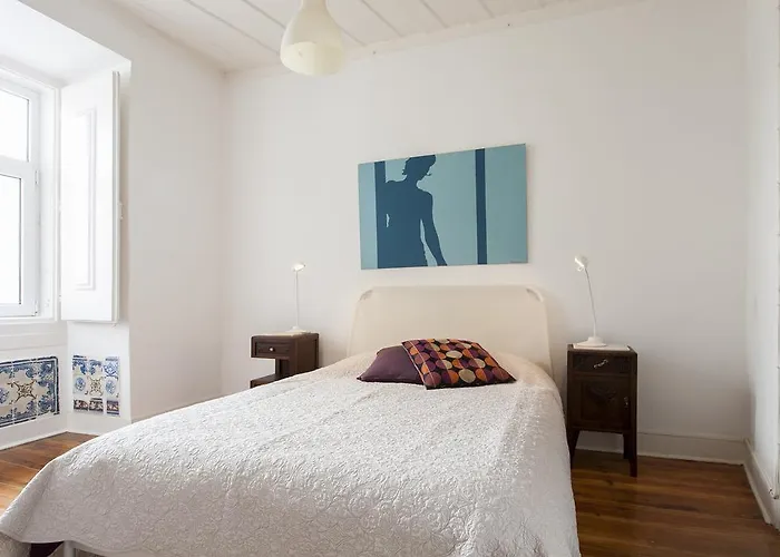 Joivy Classic 3br With Workspace In Chiado, 2mins From Baixa-chiado Subway Apartamento *